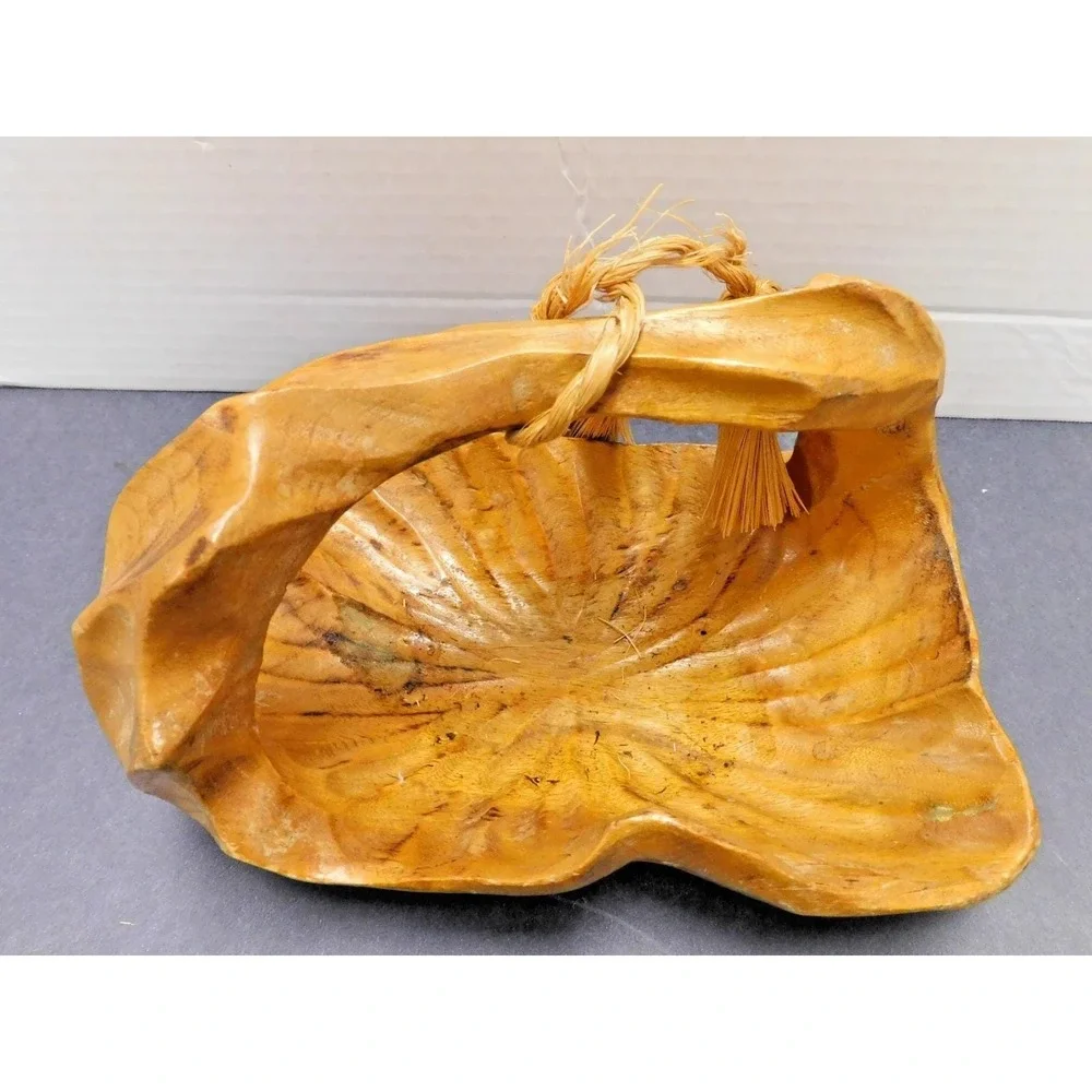 Burl Wood Hand Carved Bowl W/ Handle Vtg Brutialist MCM 8'x6'x5' DW29
